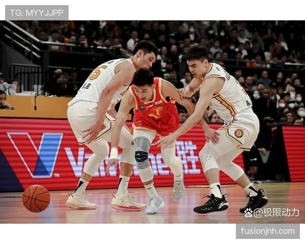 全面解读篮球赛场上的底线规则定义及常见判罚场景有哪些